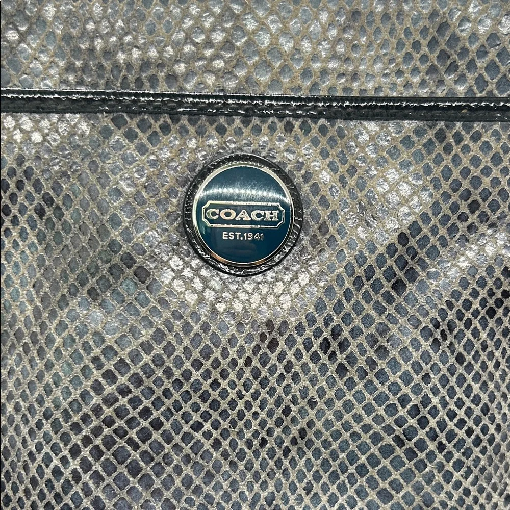 Coach Dark Blue Snakeskin Print Leather Detachable Strap Crossbody Bag Purse 🌺🌺 - Picture 3 of 10